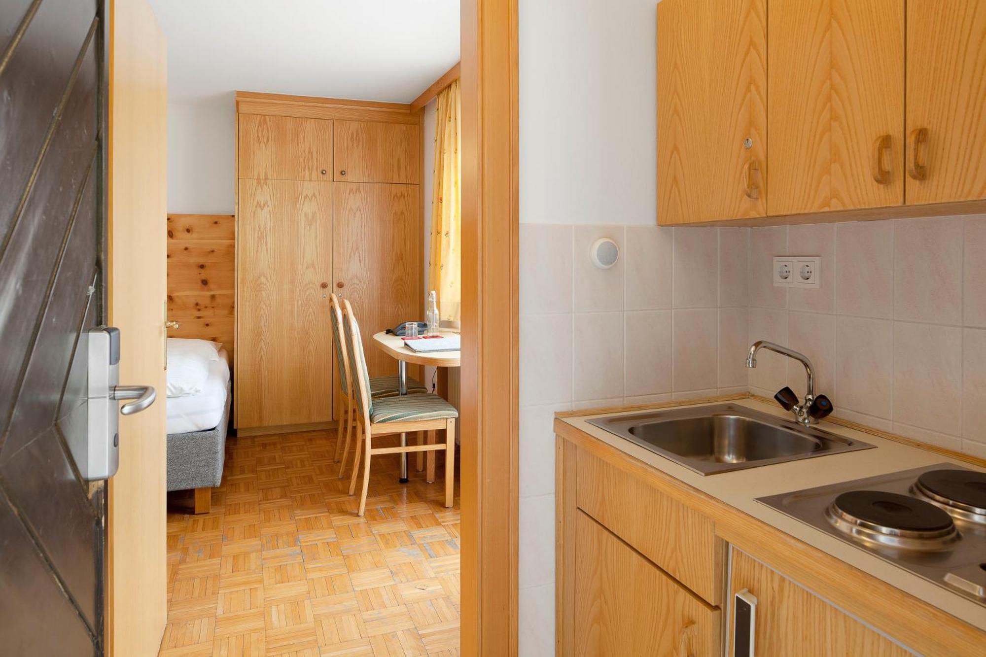 Aparthotel Chalet Wetzlgut Bad Gastein Quarto foto