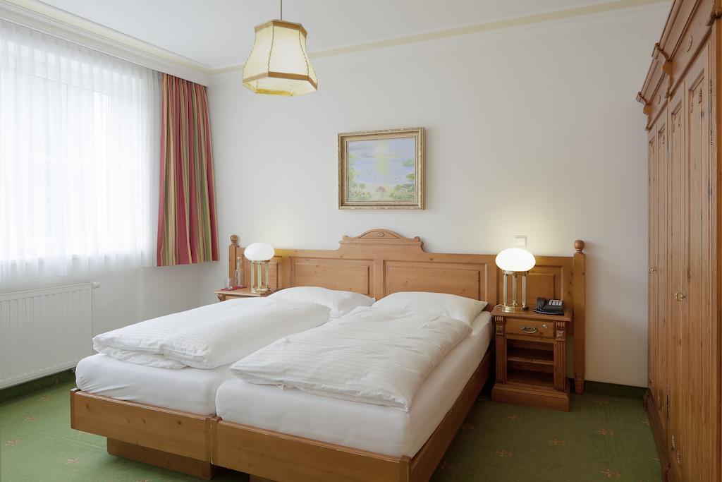 Aparthotel Chalet Wetzlgut Bad Gastein Quarto foto